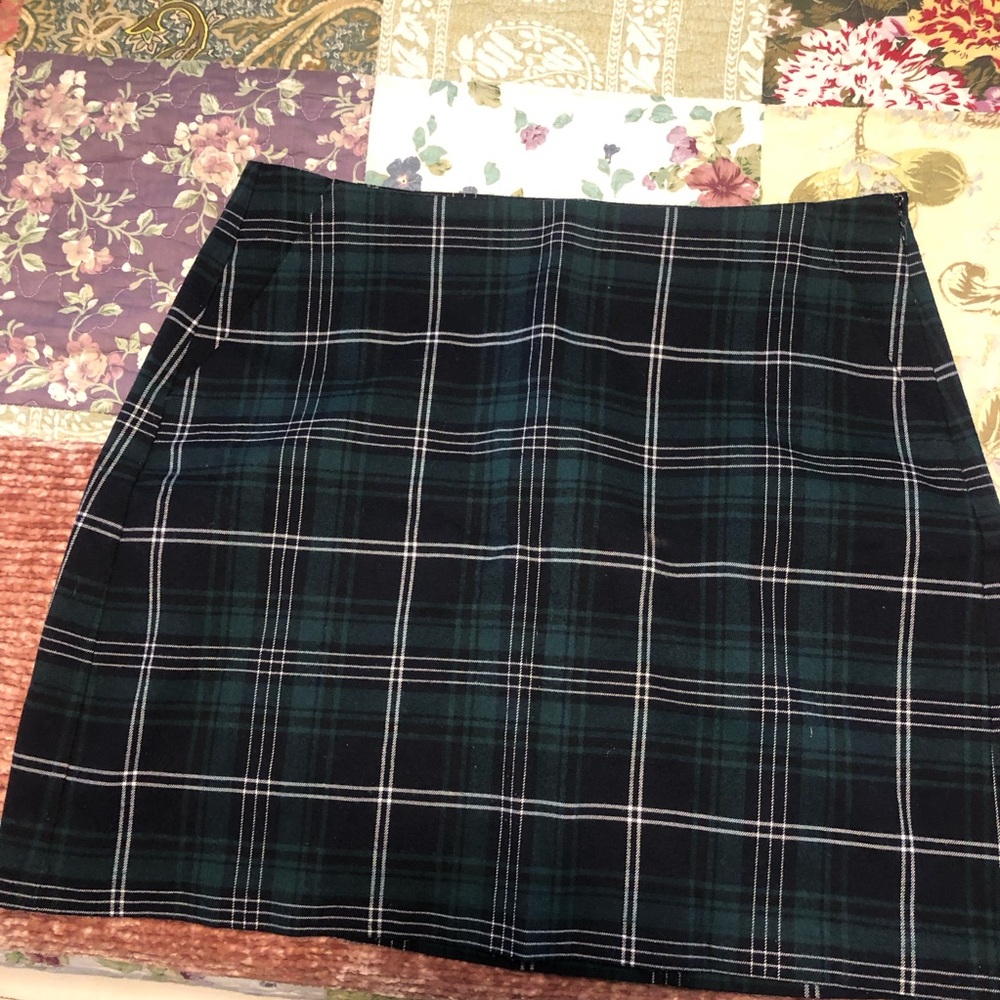 Plaid mini skirt